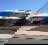 Cozzys Condo Luxury Beach House - Accommodation Cooktown