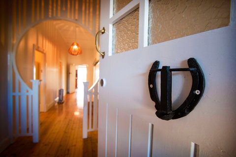 Doreen's - Accommodation Cooktown 0