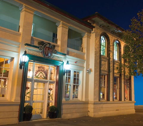 Hotel Warrnambool - Accommodation Cooktown 1