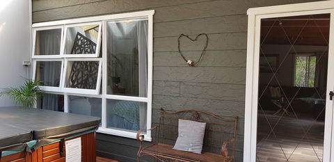 Kiwarrak Country Retreat - Accommodation Cooktown 0