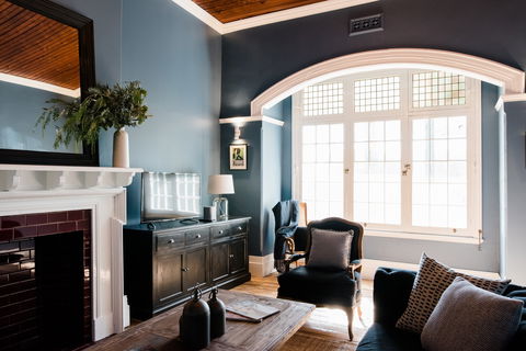 Mount Ophir Estate - The Residence - Accommodation Cooktown 0