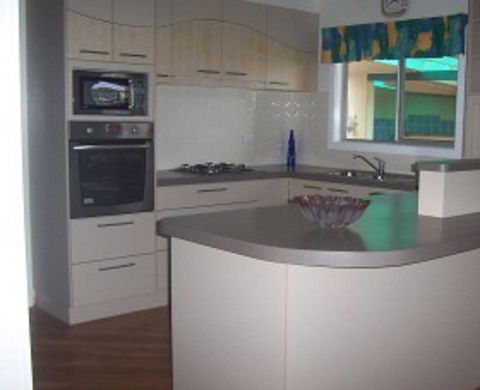 Shoesmiths Holiday Cottage - Accommodation Cooktown 0