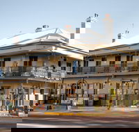 The Family Hotel Maitland - Accommodation Cooktown