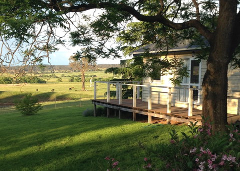 Balmoral Cottage - Accommodation Cooktown 0