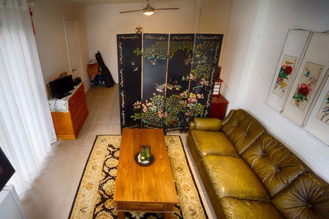 B And B At Orient Point - Accommodation Cooktown 1
