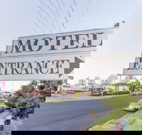 Bathurst Motor Inn - Accommodation Cooktown