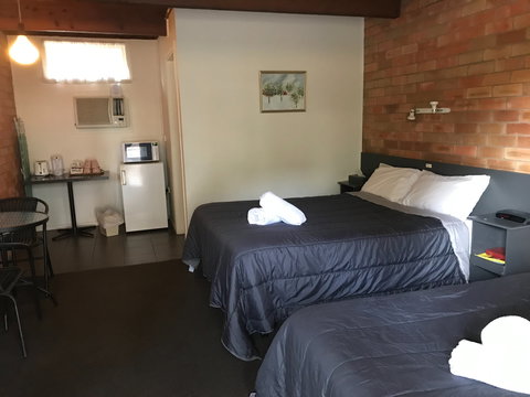 Bingara Fossickers Way Motel - Accommodation Cooktown 2