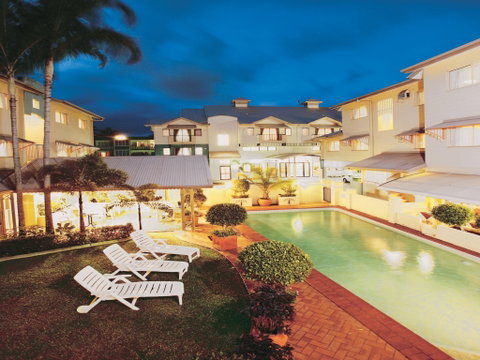 Cairns Queens Court - Accommodation Cooktown 2