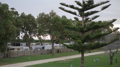 Cape Jaffa Caravan Park - Accommodation Cooktown 2