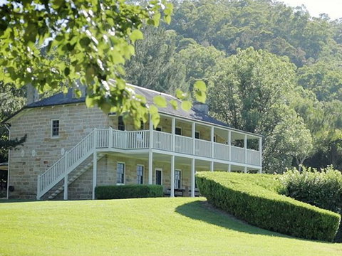 Cross Park - Accommodation Cooktown 0