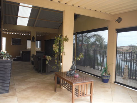 Happy Gilmore - Accommodation Cooktown 1
