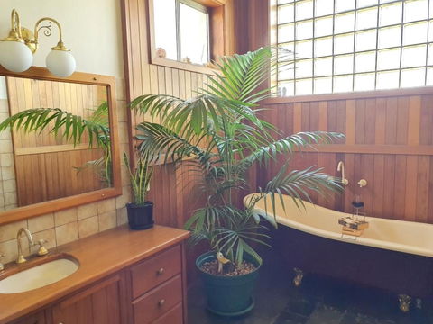 Karno House Mount Gambier - Local Heritage Listed - Accommodation Cooktown 1