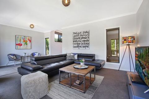 Luminosa - Accommodation Cooktown 0