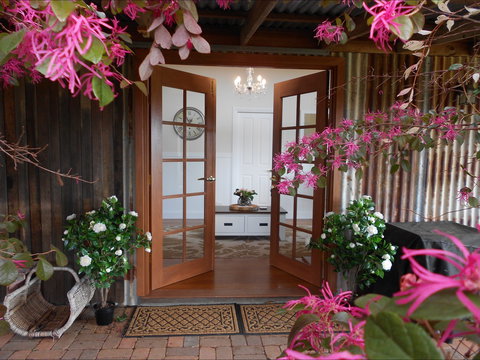 Milton Country Retreat: The Chocolate Cottages - Accommodation Cooktown 0