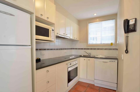 Myconos Resort - Accommodation Cooktown 1