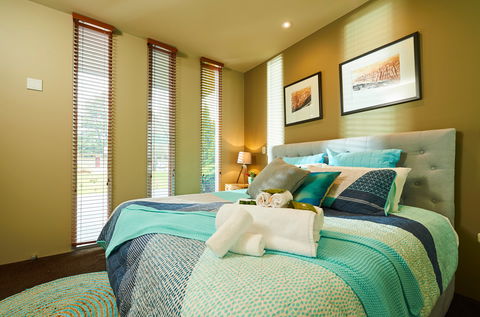 No. 6 Luxury Private Haven - Accommodation Cooktown 0