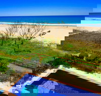 Pelican Sands Beach Resort - Accommodation Cooktown