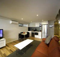 5 Knots Metung - Accommodation Cooktown