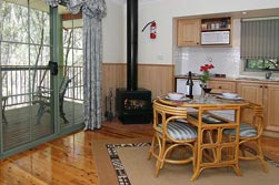 Eagle Hammer Cottages - Accommodation Cooktown 5