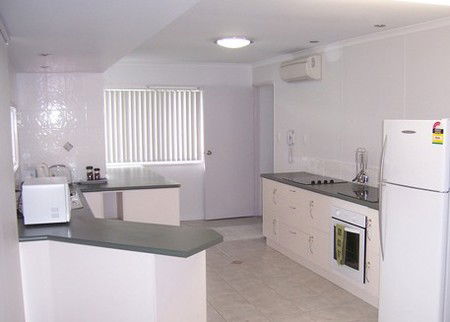 Alexandra Lodge Bundaberg - Accommodation Cooktown 3