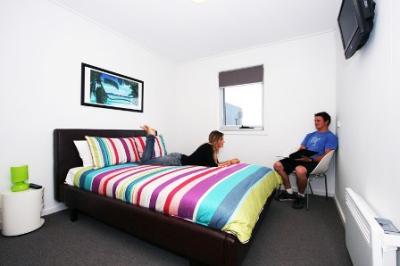 The Island Accommodation - Accommodation Cooktown 2