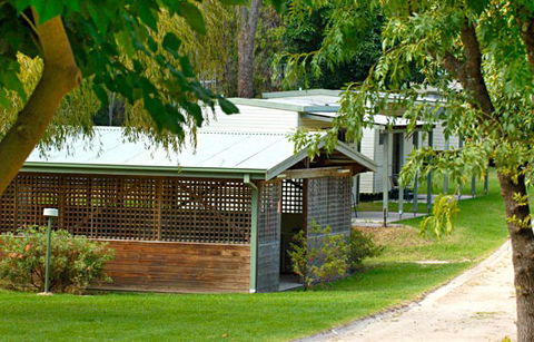 A Wangralea Caravan Park - Accommodation Cooktown 2