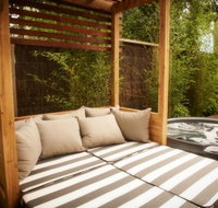 Lake House - Accommodation Cooktown