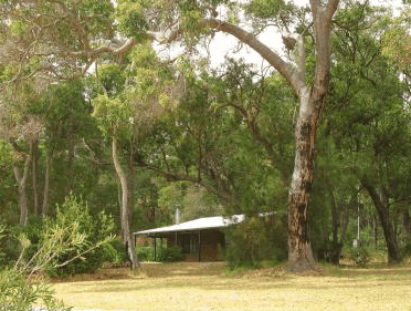 Woody Grange Chalets - Accommodation Cooktown 4