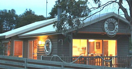 Anglesea Overboard Seaside Cottage - Accommodation Cooktown 2