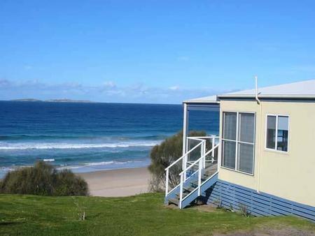 Surfbeach Holiday Park - Accommodation Cooktown 0