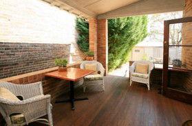 The Bank Guest House & Tellers Restaurant - Accommodation Cooktown 5