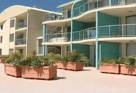 Waldorf Apartment Hotel - Accommodation Cooktown 0