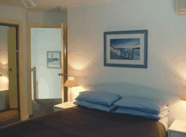 Breakers Apartments Mollymook - Accommodation Cooktown 4