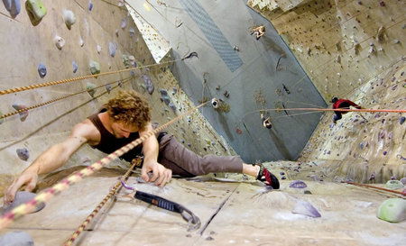 Cliffhanger Climbing Gym - Accommodation Cooktown 2