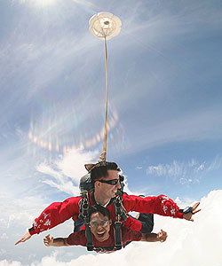 Commando Skydivers - Accommodation Cooktown 1