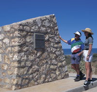 Potshot Monument - Accommodation Cooktown
