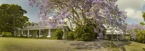 The Long Apron Restaurant - Accommodation Cooktown 0