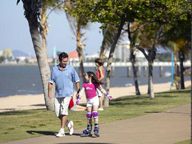 The Strand - Accommodation Cooktown 0