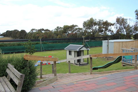 Tuckerberry Hill - Accommodation Cooktown 5