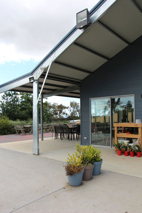 Tuckerberry Hill - Accommodation Cooktown 10