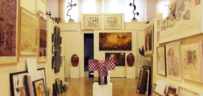 Australian Galleries - Glenmore Road - Accommodation Cooktown 2