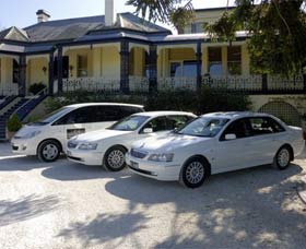 Highlands Chauffeured Hire Cars Tours - Accommodation Cooktown 0