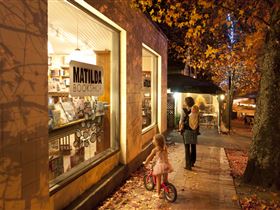 Matilda Bookshop - Accommodation Cooktown 2
