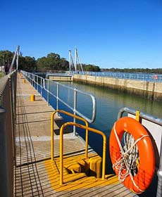 Lock 10 And Weir - Accommodation Cooktown 1