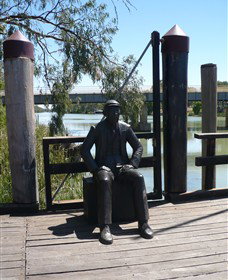 Captain John Egge Statue - Accommodation Cooktown 0