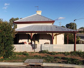 Former Customs Officers Residence - Accommodation Cooktown 0