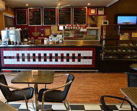 Shoalhaven Fine Art And Framing - Accommodation Cooktown 2