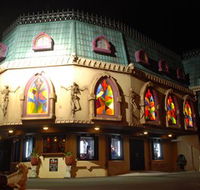 Draculas Cabaret Restaurant - Accommodation Cooktown