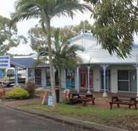Laurieton Riverside Seafoods - Accommodation Cooktown