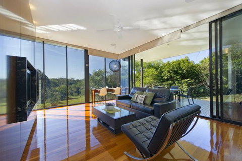 Glass On Glasshouse - Accommodation Cooktown 10